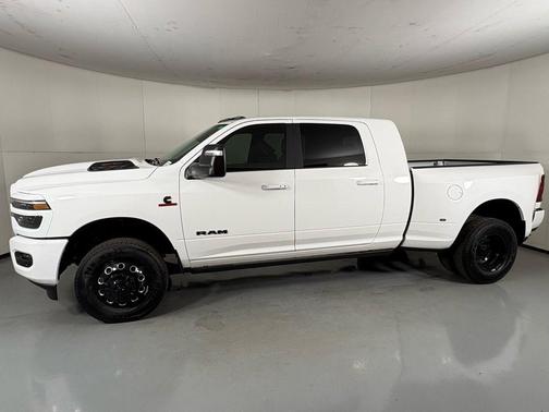 2026 RAM 3500 Laramie Mega Cab 4x4 6'4' Box