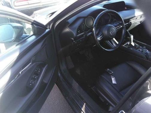 2023 Mazda Mazda3 FWD w/Preferred Package