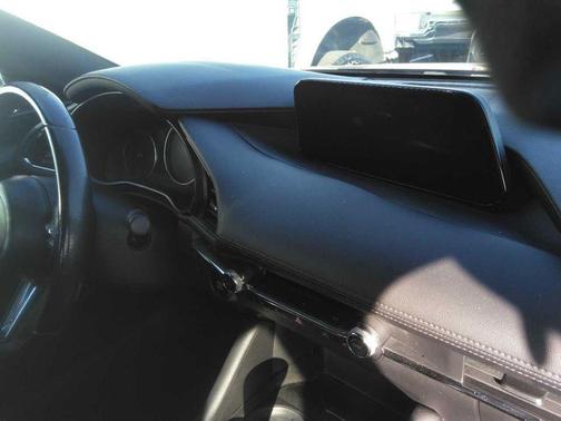 2023 Mazda Mazda3 FWD w/Preferred Package