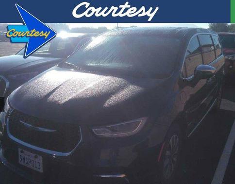 2023 Chrysler Pacifica Hybrid Limited