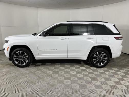 2025 Jeep Grand Cherokee Overland