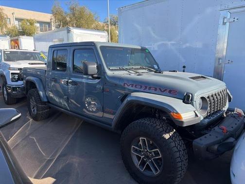 2025 Jeep Gladiator Mojave X