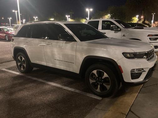 2024 Jeep Grand Cherokee 4xe Base