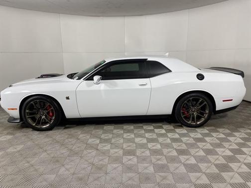 2022 Dodge Challenger R/T Scat Pack