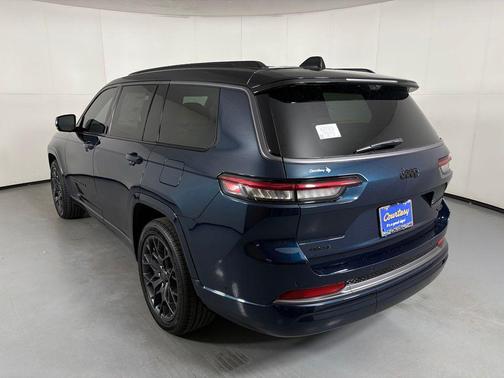 Fathom Blue Pearlcoat 2026 Jeep Grand Cherokee L Summit