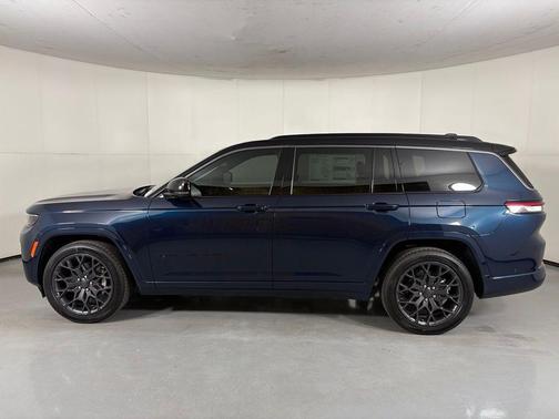 Fathom Blue Pearlcoat 2026 Jeep Grand Cherokee L Summit