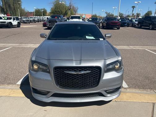 2018 Chrysler 300 S