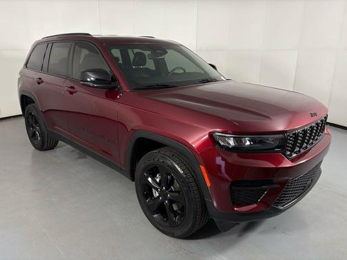 2023 Jeep Grand Cherokee Altitude