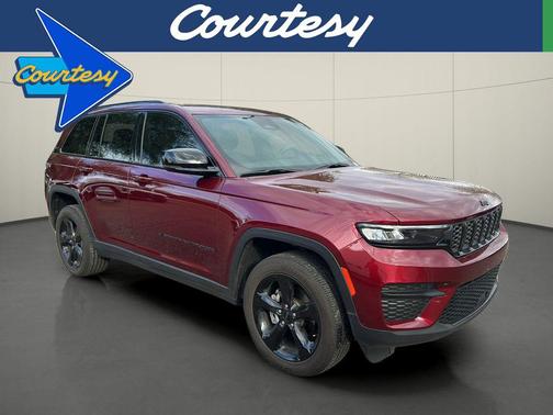 2023 Jeep Grand Cherokee Altitude