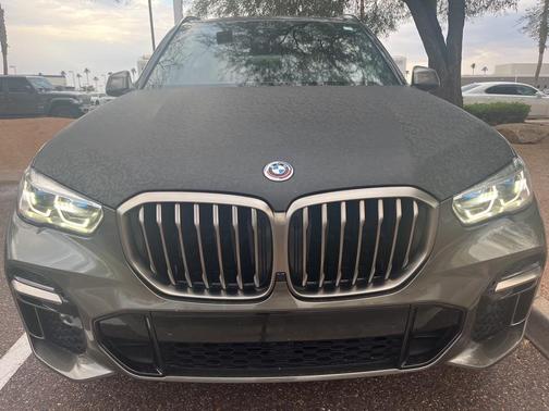 2022 BMW X5 M50i