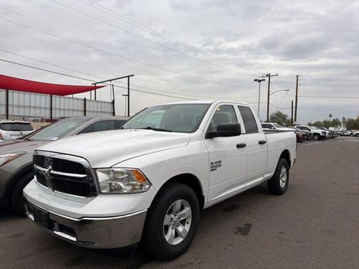 2024 RAM 1500 Classic SLT