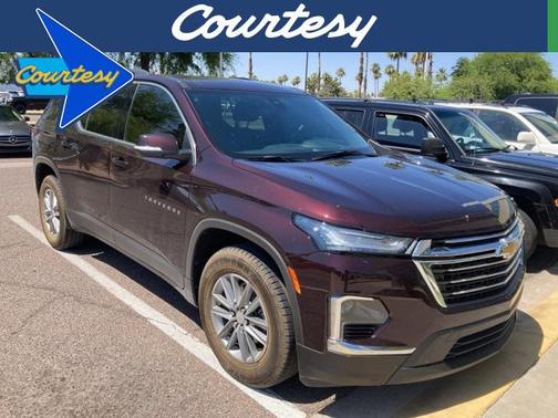 2023 Chevrolet Traverse LT Cloth
