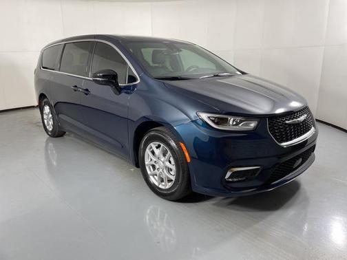 2025 Chrysler Pacifica L