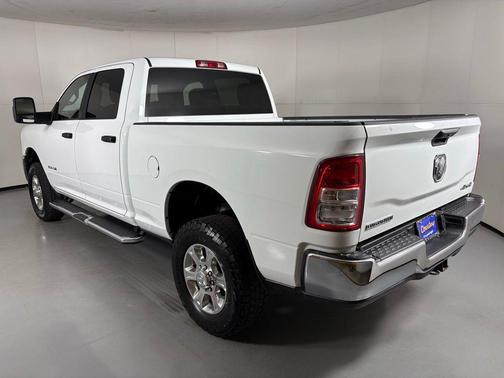 Bright White Clearcoat 2024 RAM 2500 Big Horn Crew Cab 4x4 6'4' Box