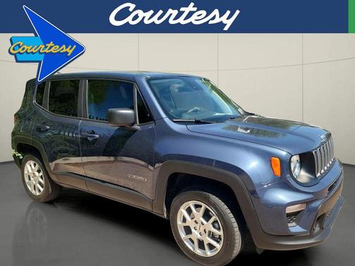 Slate Blue Pearlcoat 2023 Jeep Renegade Latitude