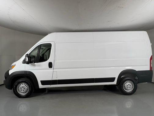 2026 RAM ProMaster 2500 Tradesman