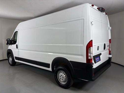 2026 RAM ProMaster 2500 Tradesman