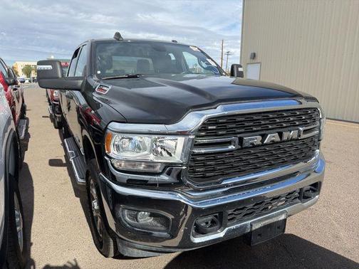 2024 RAM 2500 Big Horn Crew Cab 4x4 6'4' Box