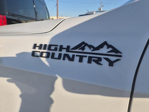 2021 Chevrolet Tahoe 4WD High Country