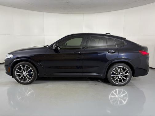 2023 BMW X4 M40i