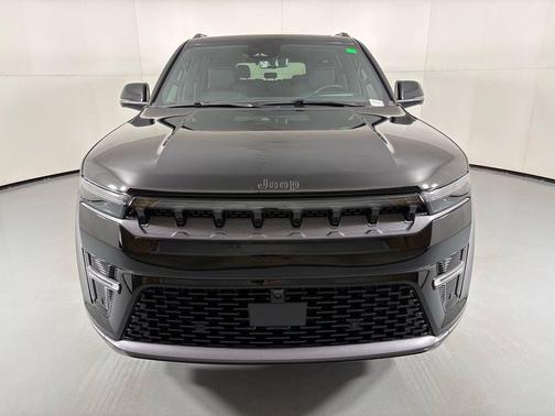 High Gloss Black 2026 Jeep Grand Wagoneer Summit Obsidian 4x4