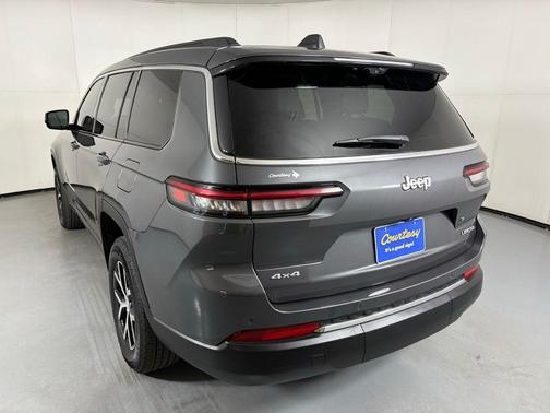 Baltic Gray Metallic Clearcoat 2024 Jeep Grand Cherokee L Limited