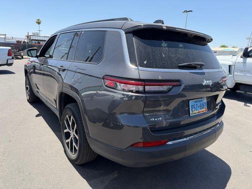 Baltic Gray Metallic Clearcoat 2024 Jeep Grand Cherokee L Limited