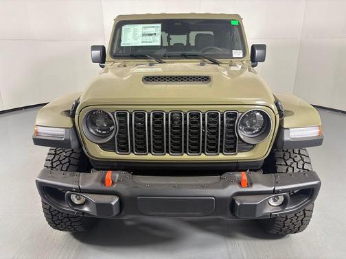 41 2026 Jeep Gladiator Mojave X 4x4
