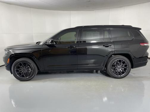 2025 Jeep Grand Cherokee L Summit Reserve