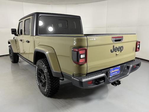 2026 Jeep Gladiator Willys 4x4