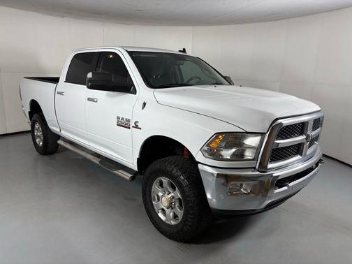2018 RAM 2500 Big Horn Crew Cab 4x4 6'4' Box