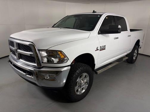 2018 RAM 2500 Big Horn Crew Cab 4x4 6'4' Box