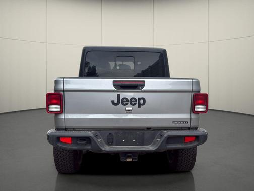 Billet Silver Metallic Clearcoat 2021 Jeep Gladiator Sport S