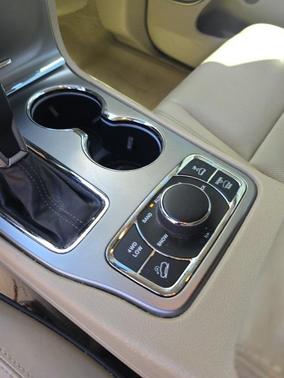 2020 Jeep Grand Cherokee Overland