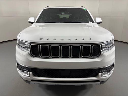 2022 Jeep Wagoneer Series III 4x2