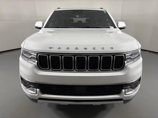 2022 Jeep Wagoneer Series III 4x2