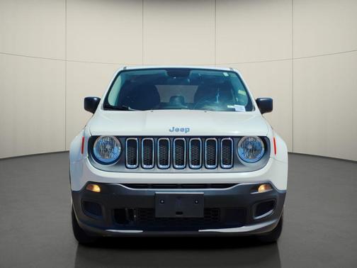 Alpine White 2017 Jeep Renegade Sport