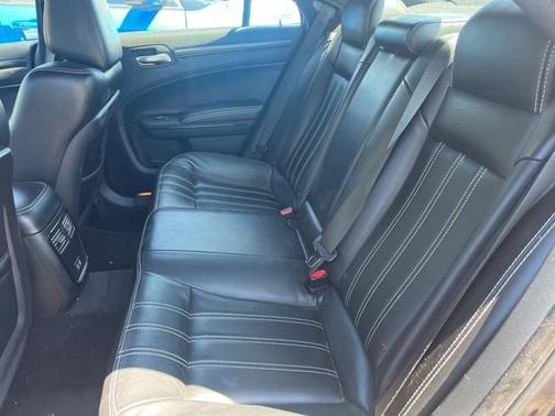 2016 Chrysler 300 S