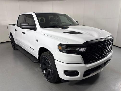 Bright White Clearcoat 2026 RAM 1500 Express