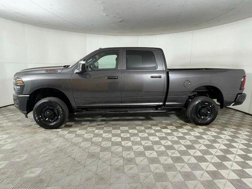 2025 RAM 2500 Tradesman Crew Cab 4x4 6'4' Box