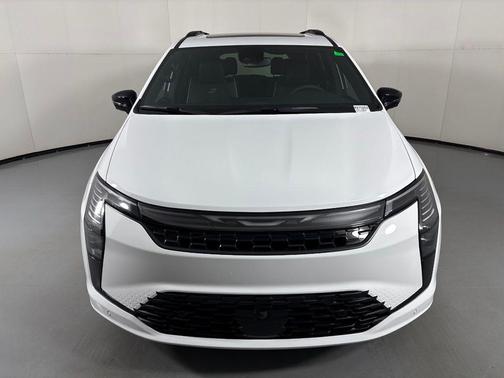 bright white clearcoat 2027 Chrysler Pacifica Limited