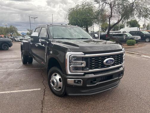 2025 Ford F-350 Platinum