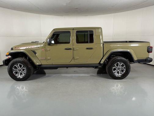 2026 Jeep Gladiator Mojave X 4x4