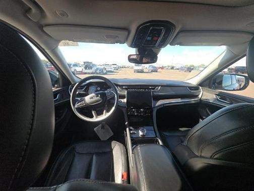 Silver 2023 Jeep Grand Cherokee L Limited