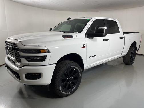 2026 RAM 2500 Big Horn Crew Cab 4x4 6'4' Box