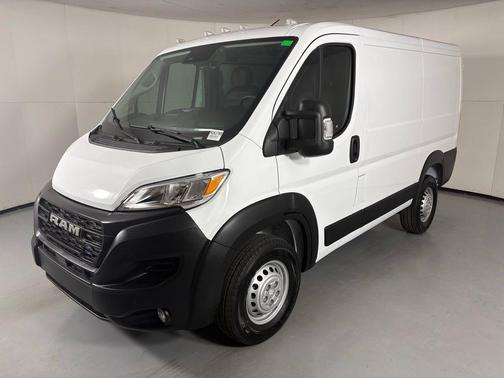 2026 RAM ProMaster 1500 Low Roof