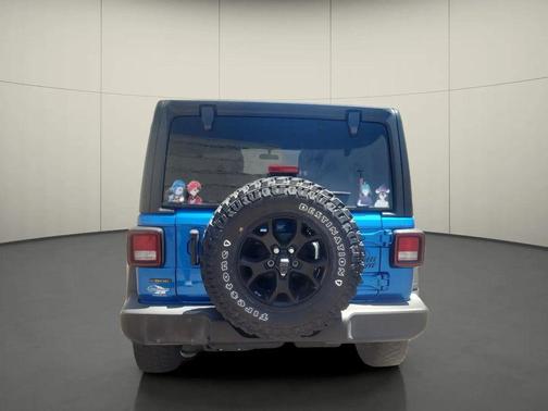 Hydro Blue Pearlcoat 2022 Jeep Wrangler Willys