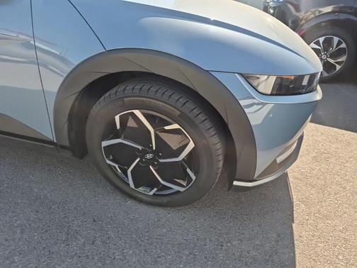 Lucid Blue 2024 Hyundai IONIQ 5 SEL