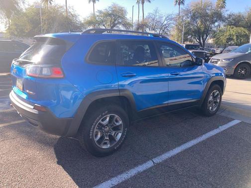 2019 Jeep Cherokee Trailhawk