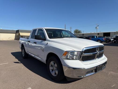2024 RAM 1500 Classic SLT